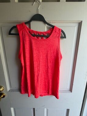 Women's Sleeveless Tank Top with Lattice Back
